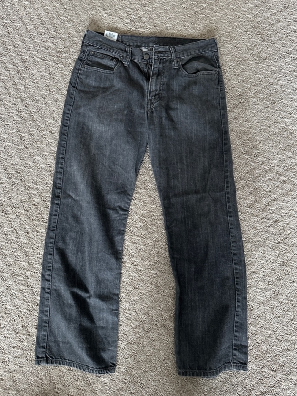 Men’s Levi’s 569 Classic Loose-Leg Jeans in Washed Charcoal